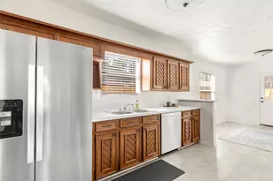 16215 Spinnaker Dr, Crosby, TX 77532 - Photo 9