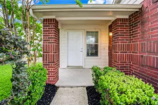 9926 Myrtle Field Ln, Houston, TX 77044 - Photo 3
