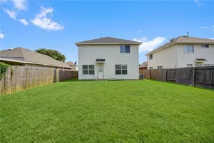 9926 Myrtle Field Ln, Houston, TX 77044 - Photo 33