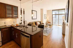 1400 McKinney St, Houston, TX 77010 - Photo 13