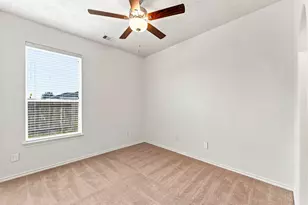23410 W Pine Ivy Ln, Tomball, TX 77375 - Photo 25