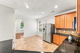 23410 W Pine Ivy Ln, Tomball, TX 77375 - Photo 11