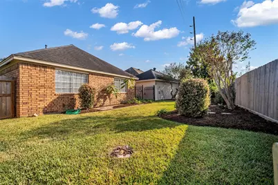 3827 Bratton Street, Sugar Land, TX 77479 - Photo 33