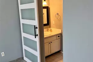 18515 Egret Bay Blvd, Webster, TX 77058 - Photo 9