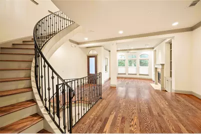 1655 Castle Court, Houston, TX 77006 - Photo 7