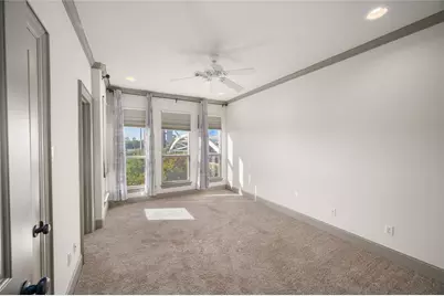 1655 Castle Court, Houston, TX 77006 - Photo 23