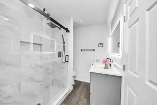 6511 Mohawk St, Houston, TX 77016 - Photo 13