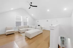 2108 Beall St, Houston, TX 77008 - Photo 29