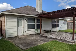 3018 Rancher Hollow Ct, Manvel, TX 77578 - Photo 15