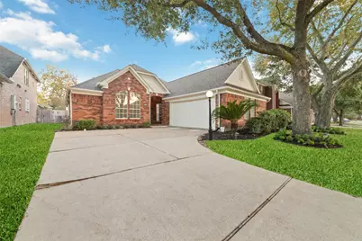 3323 Shadowfern Drive, Houston, TX 77082 - Photo 1