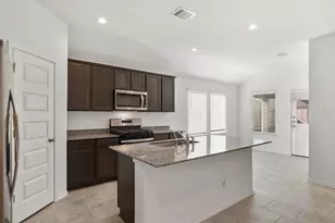 7502 Fierce Friesian Ln, Rosharon, TX 77583 - Photo 5