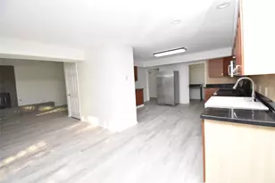 82 Harbor Ln, Kemah, TX 77565 - Photo 7