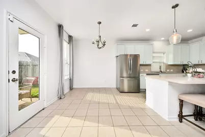10847 Shepherd Falls Lane, Houston, TX 77075 - Photo 9