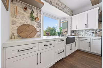 18908 W Grand Pine Circle, Montgomery, TX 77356 - Photo 9