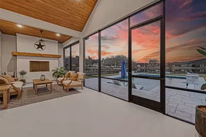 18908 W Grand Pine Circle, Montgomery, TX 77356 - Photo 33