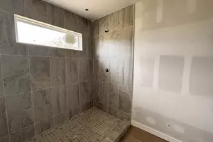 2211 Stonecrest Dr, Houston, TX 77018 - Photo 17