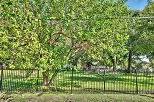 4108 Falls St, Houston, TX 77026 - Photo 5