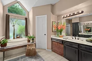 23 Tanager Trail, The Woodlands, TX 77381 - Photo 21