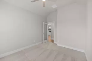 192 Upland Dr, Waller, TX 77484 - Photo 7