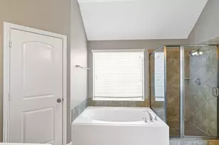 2818 Red Maple Dr, Katy, TX 77494 - Photo 33