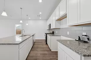 10907 Amador Peak Dr, Rosharon, TX 77583 - Photo 5