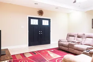 15318 Leeds Ln, Houston, TX 77040 - Photo 9