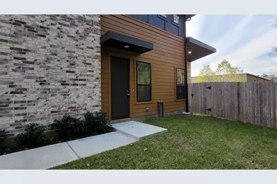 2509 Appian Way Way #B, Roman Forest, TX 77357 - Photo 5