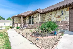 2511 Mary Ln, League City, TX 77539 - Photo 3