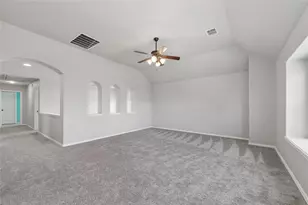 916 Marion Farm Rd, Little Elm, TX 75068 - Photo 17