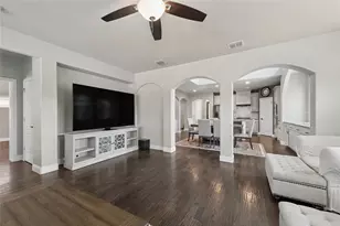 916 Marion Farm Rd, Little Elm, TX 75068 - Photo 5