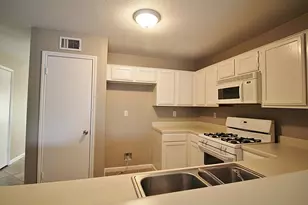 12026 Kleinmeadow Dr, Houston, TX 77066 - Photo 5