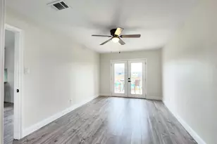 288 Ling St, Bayou Vista, TX 77563 - Photo 13