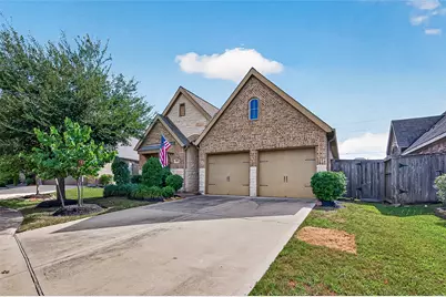 2107 Cinnamon Teal Circle, Fulshear, TX 77423 - Photo 1