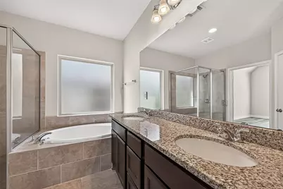 2107 Cinnamon Teal Circle, Fulshear, TX 77423 - Photo 15
