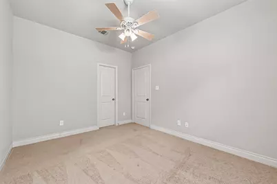 2107 Cinnamon Teal Circle, Fulshear, TX 77423 - Photo 17