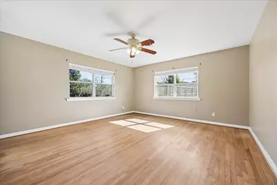 523 E O'Bryant Street, Bellville, TX 77418 - Photo 11