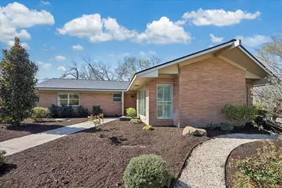 523 E O'Bryant Street, Bellville, TX 77418 - Photo 23