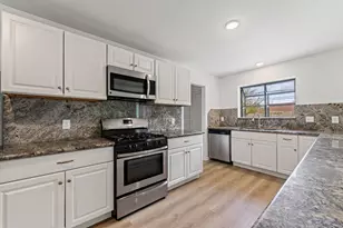 7814 Leader St, Houston, TX 77036 - Photo 7