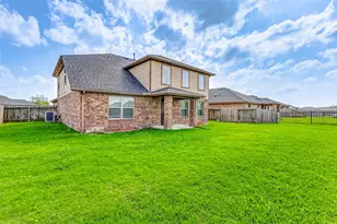 9011 Downing St, Richmond, TX 77469 - Photo 3