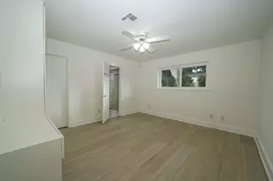 5471 Loch Lomond Dr, Houston, TX 77096 - Photo 21