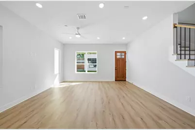 9419 D Montridge Lane, Houston, TX 77080 - Photo 3