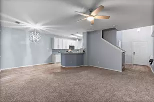 99 Gallery Cove Ct, The Woodlands, TX 77382 - Photo 5