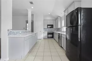 5755 Lightstone, League City, TX 77573 - Photo 13