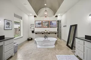 1833 Leela Springs Dr, Conroe, TX 77304 - Photo 23