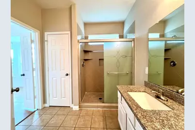 11907 Golden Lodge Lane, Houston, TX 77066 - Photo 19