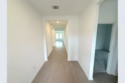 423 Amy Street, Angleton, TX 77515 - Photo 3