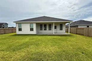 423 Amy St, Angleton, TX 77515 - Photo 37