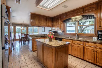 2008 Wickersham Drive, Huntsville, TX 77340 - Photo 21