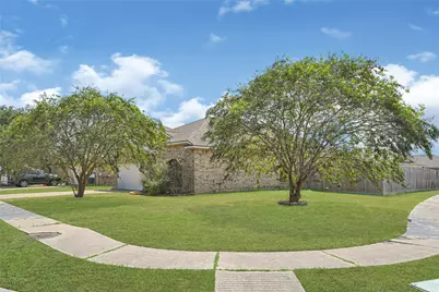 206 Range Lane, Baytown, TX 77523 - Photo 3