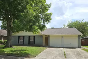 2515 Heritage Colony Dr, Webster, TX 77598 - Photo 1